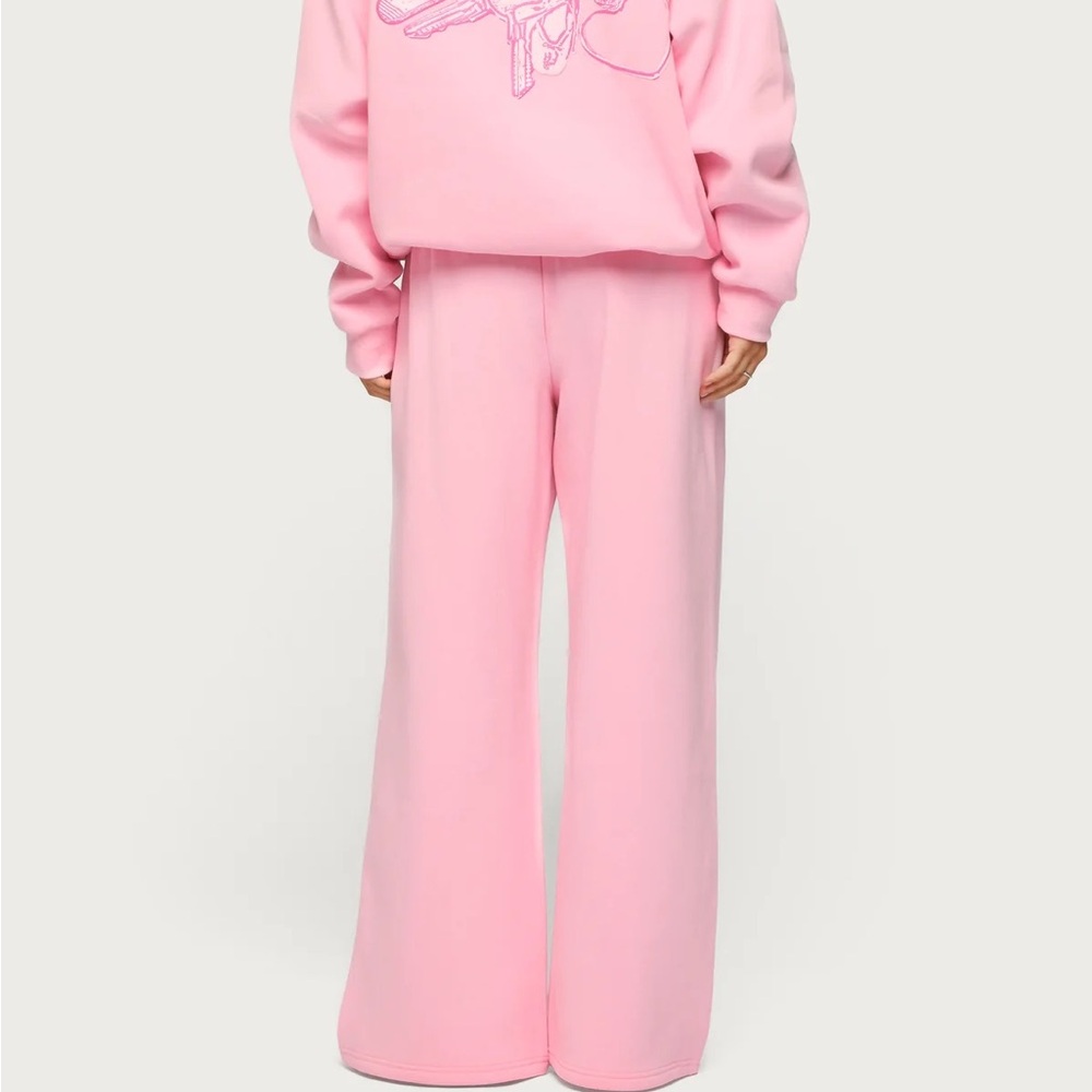 Edikted Keychain Cutie Pink Sweatpants Size Small - Picture 8 of 8